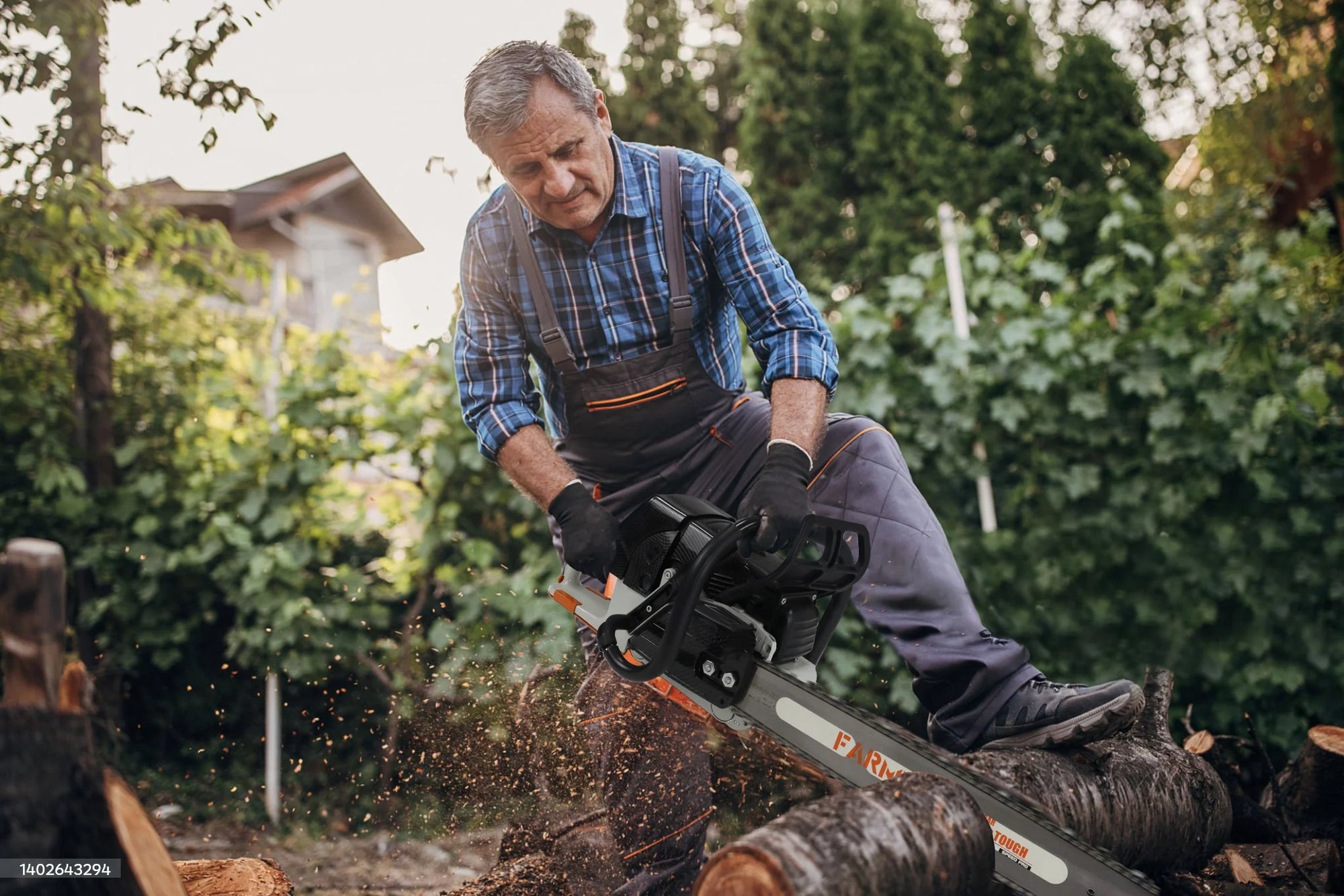 Father’s Day Gift Guide: Crown a “hardcore dad” with a professional chainsaw